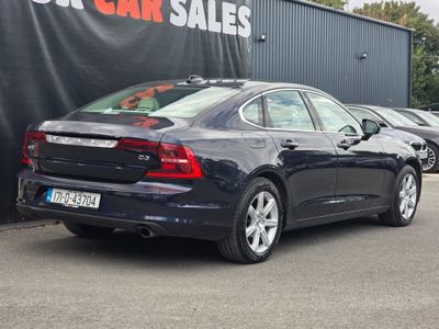 2017 Volvo S90