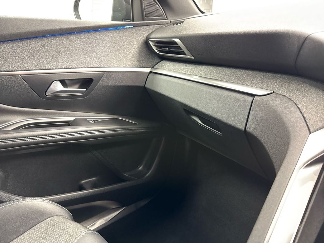 2023 Peugeot 3008