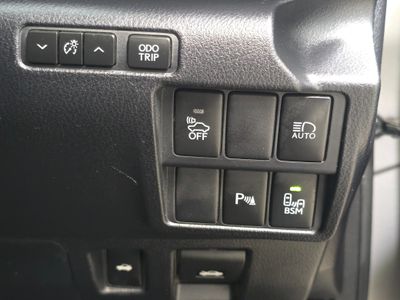 2019 Lexus IS 300h