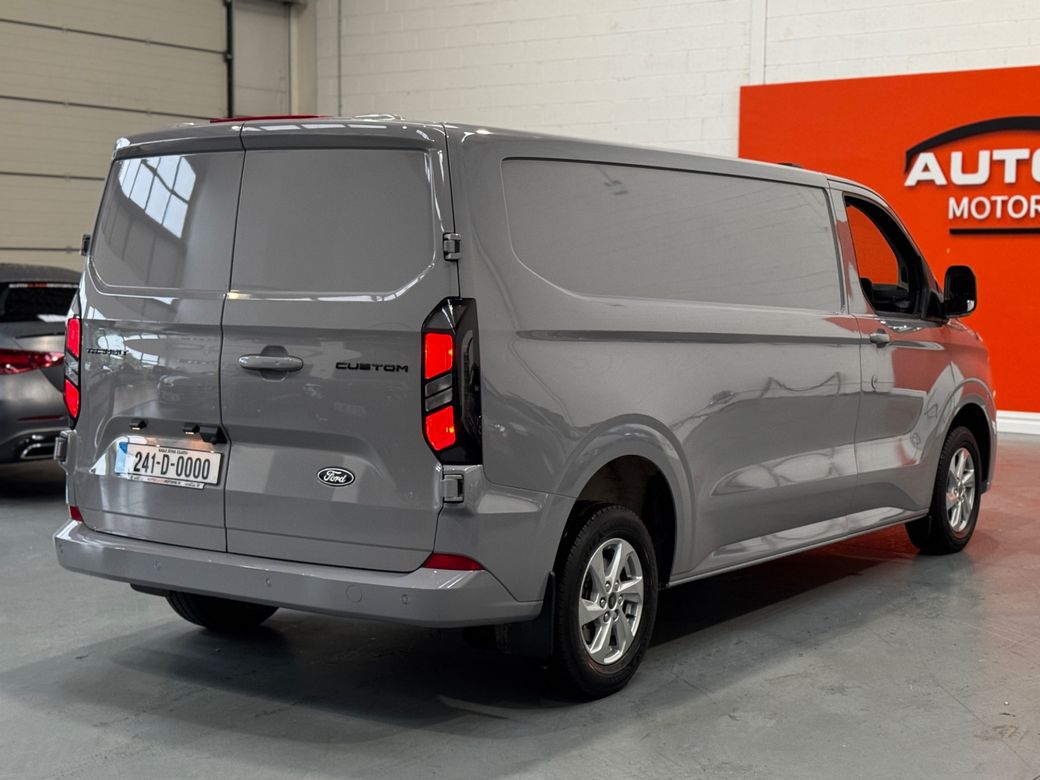 2024 Ford Transit Custom