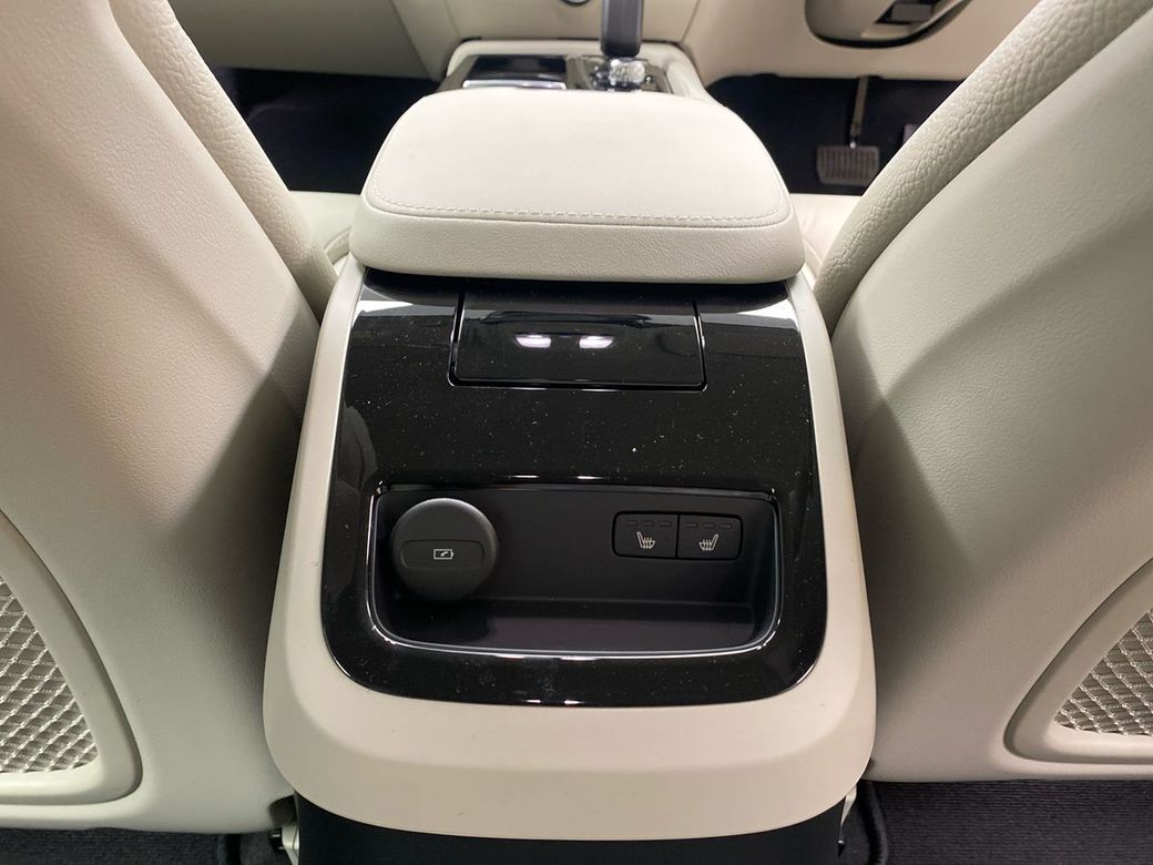 2026 Volvo V60
