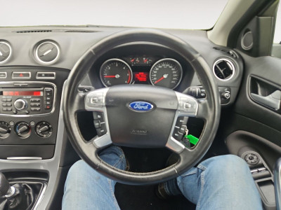 2013 Ford Mondeo