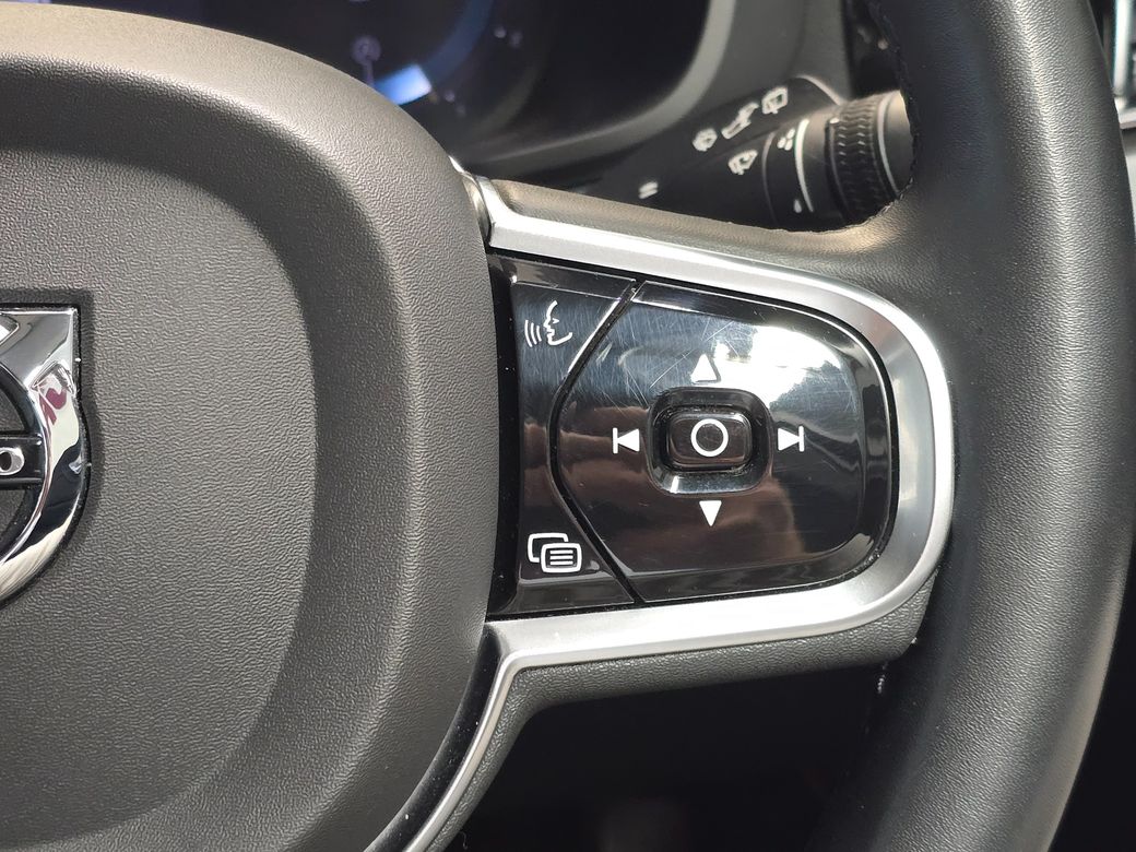 2023 Volvo XC60