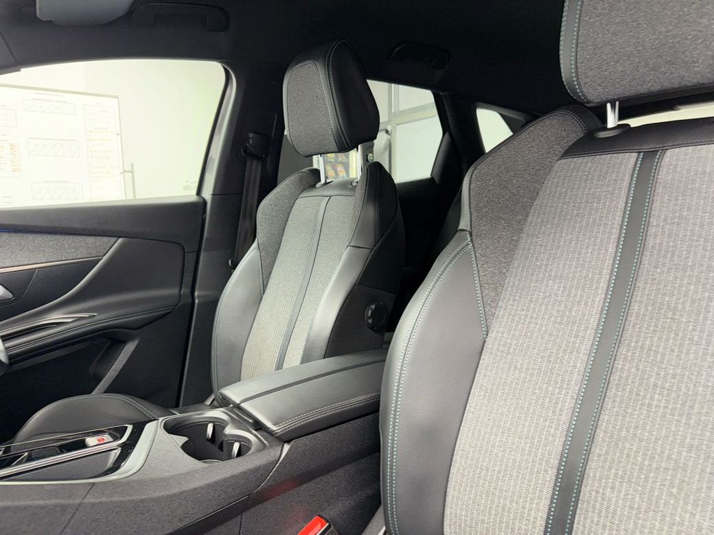 2023 Peugeot 3008