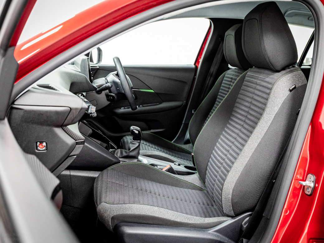 2025 Peugeot 208