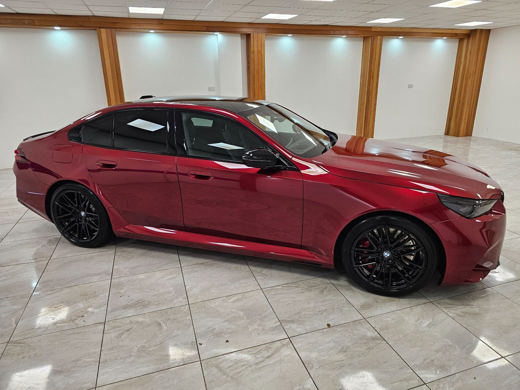 2024 BMW M5