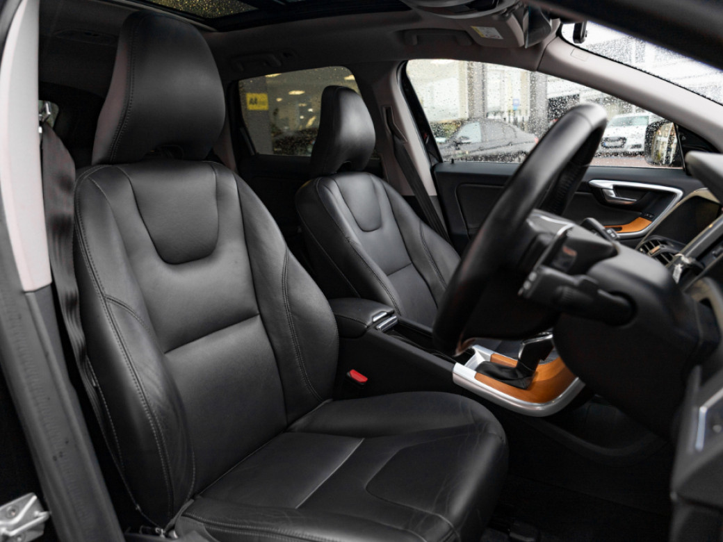 2017 Volvo XC60