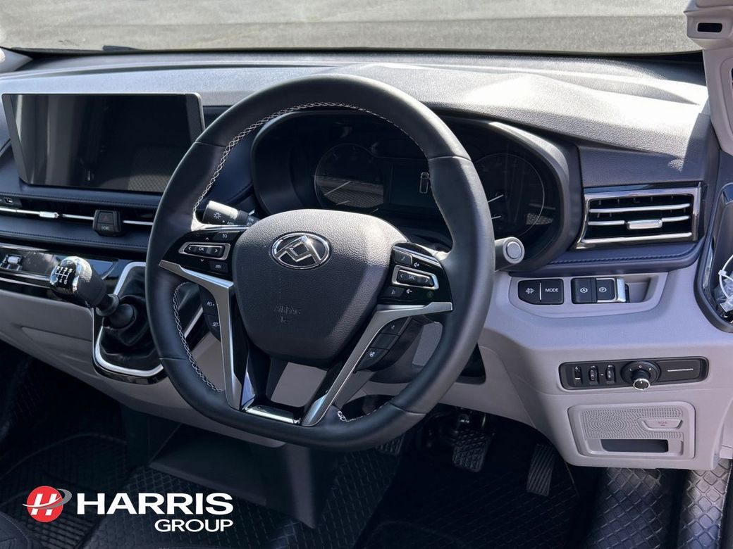 2025 Grey Maxus Deliver 7