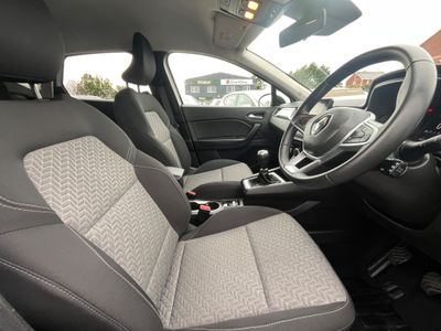 2022 Renault Captur