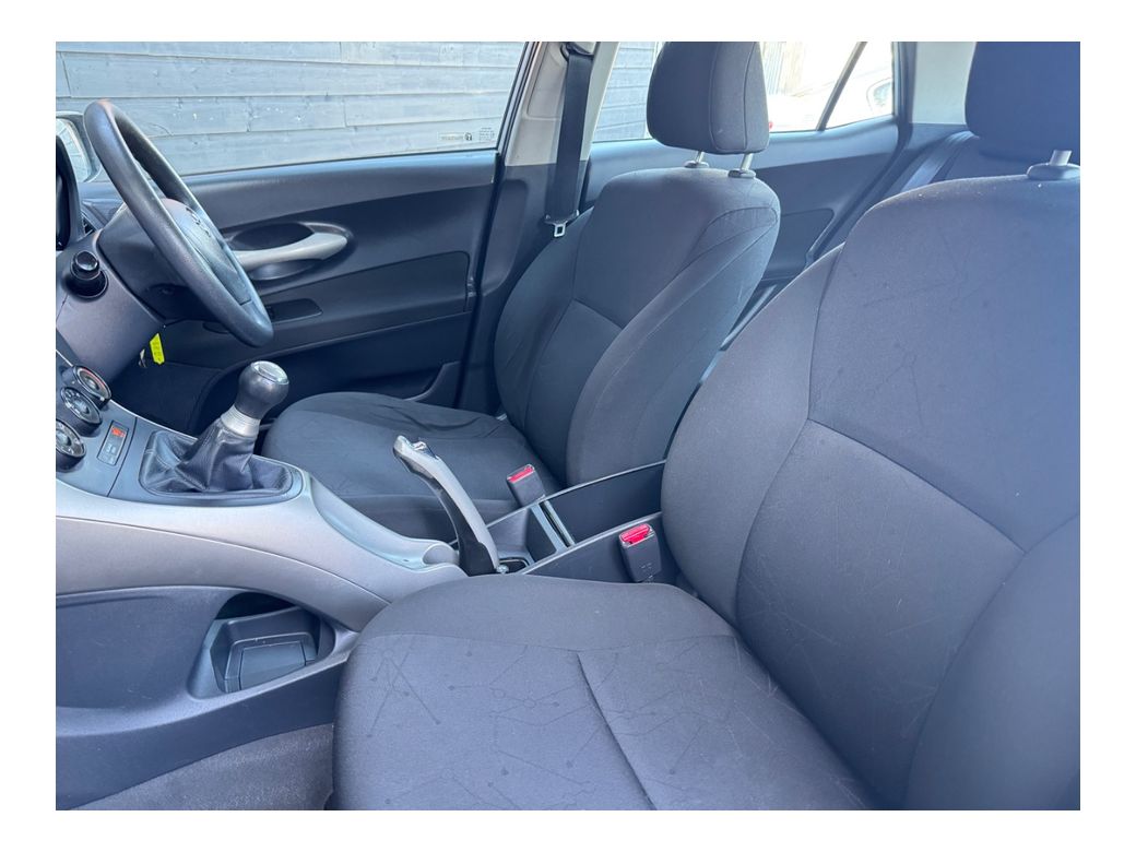 2008 Toyota Auris
