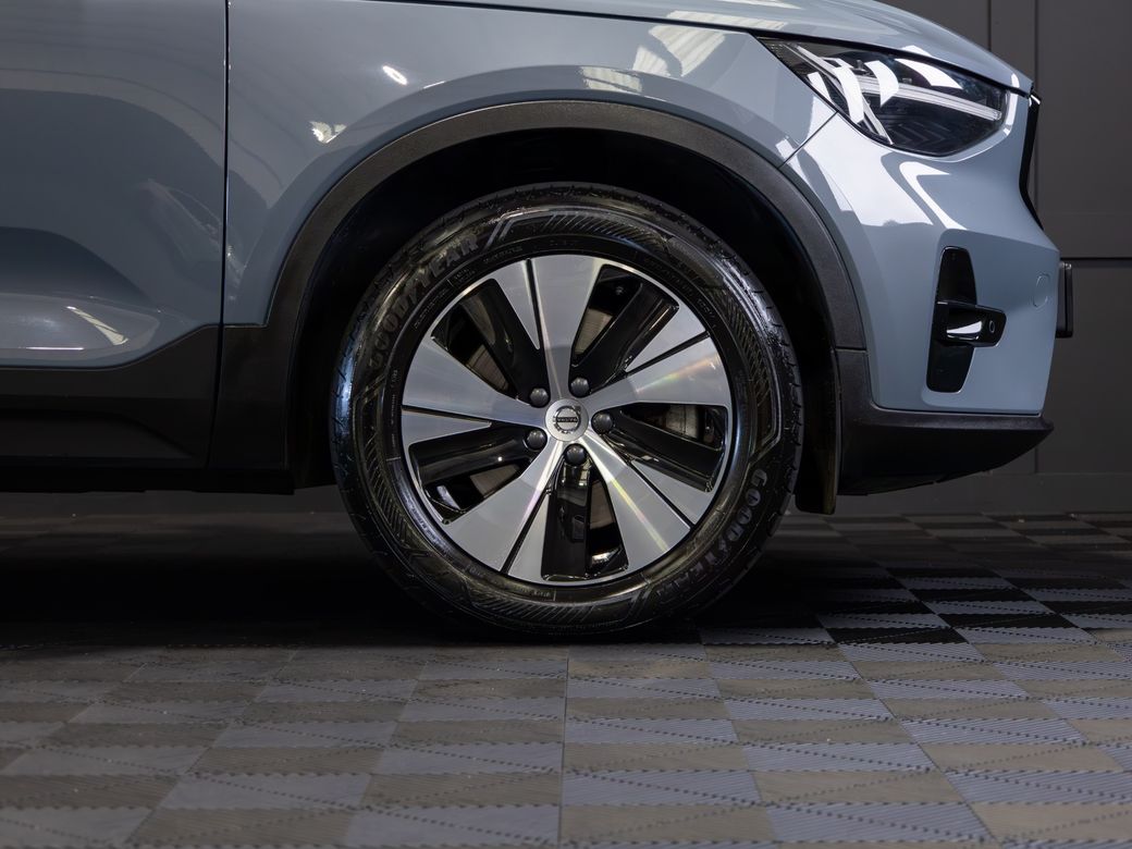 2022 Volvo XC40