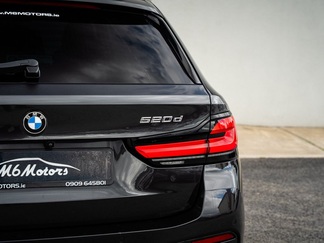 2023 BMW 520