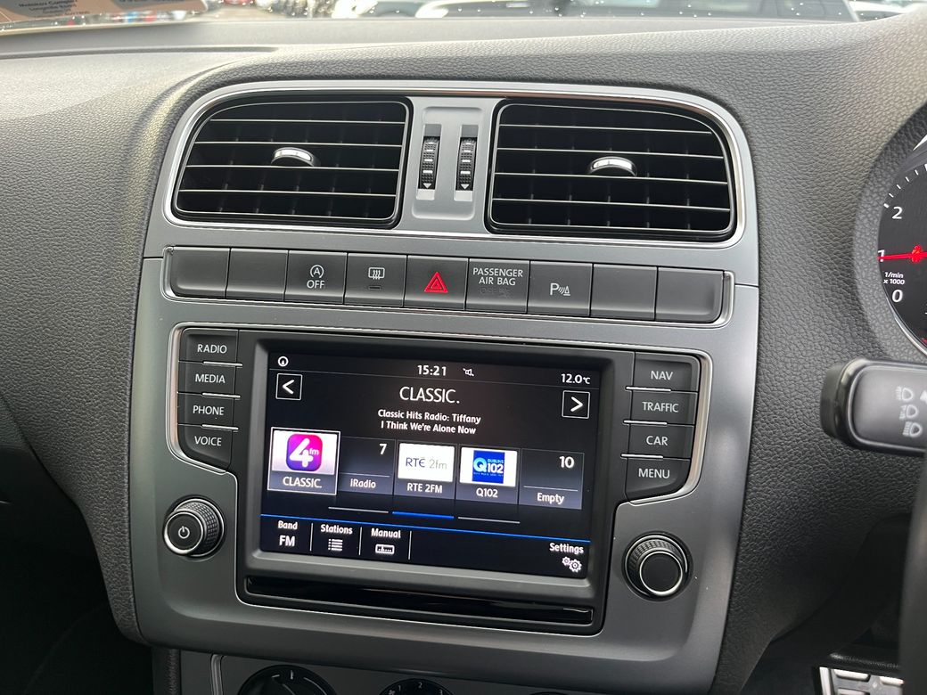 2017 Volkswagen Polo