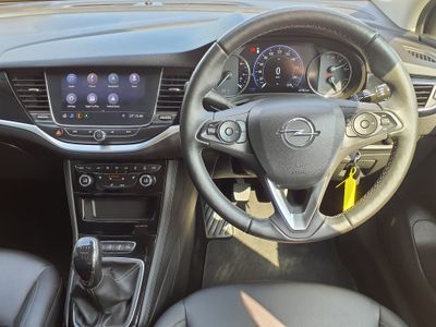 2020 Opel Astra