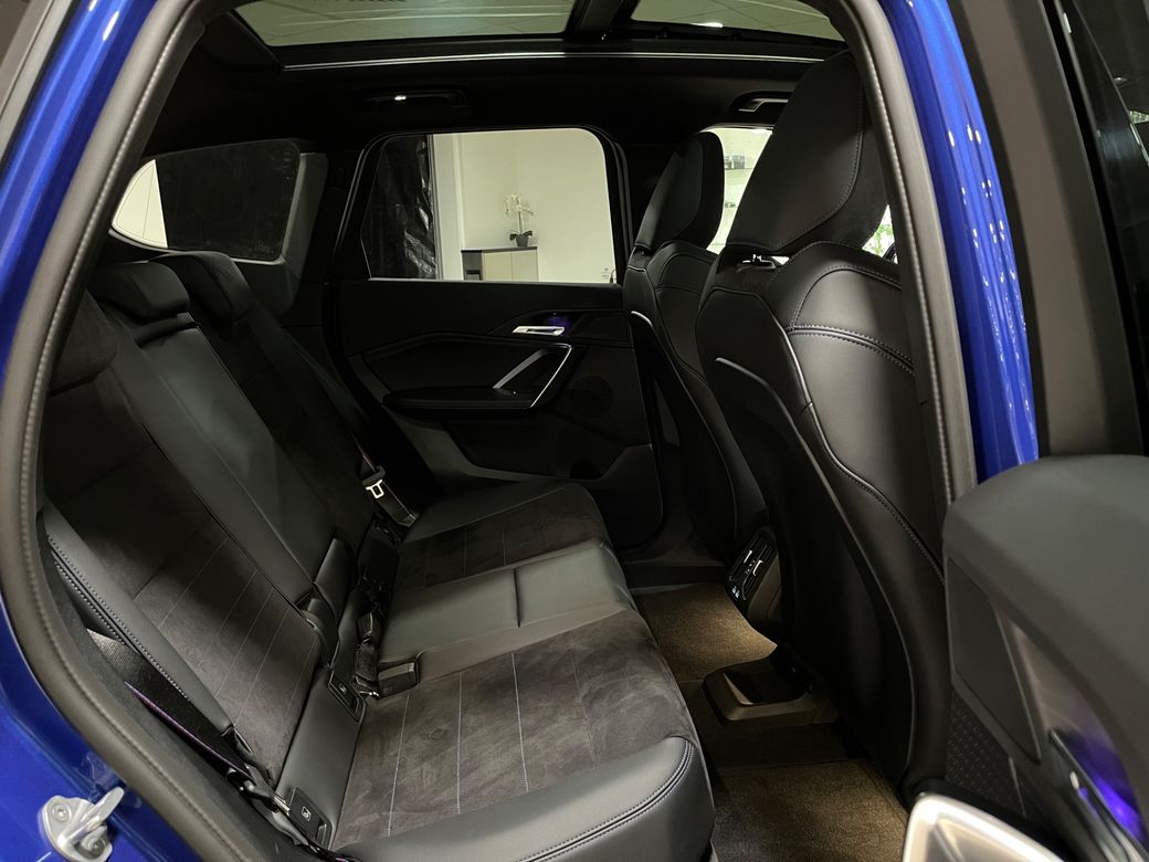 2025 BMW X1