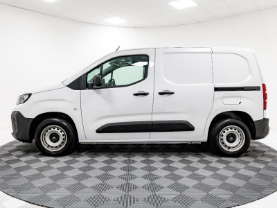 2024 Peugeot Partner