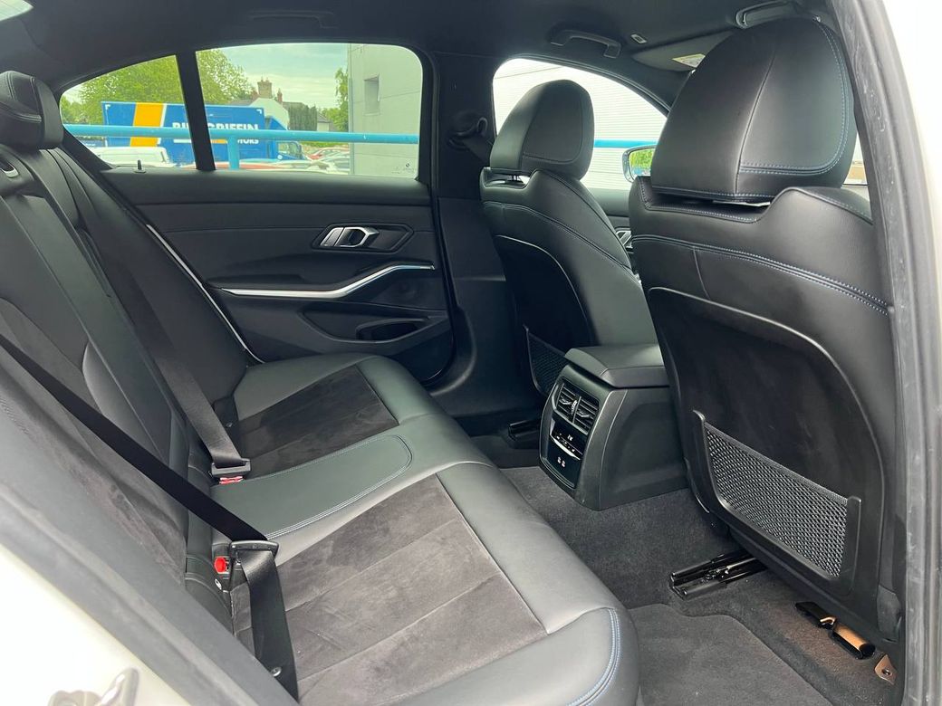 2021 BMW 3 Series