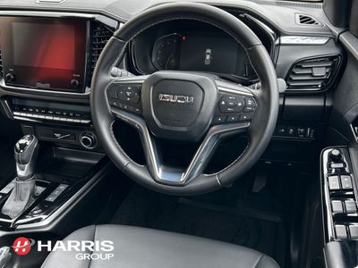 2025 Black Isuzu D-MAX