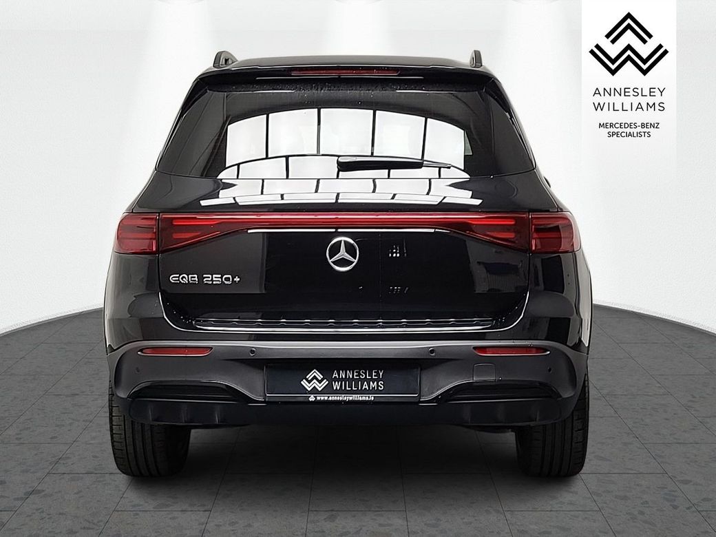 2025 Mercedes-Benz EQB