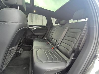 2021 Volkswagen Touareg