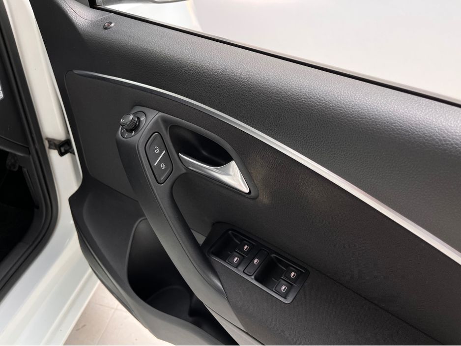 2015 Volkswagen Polo