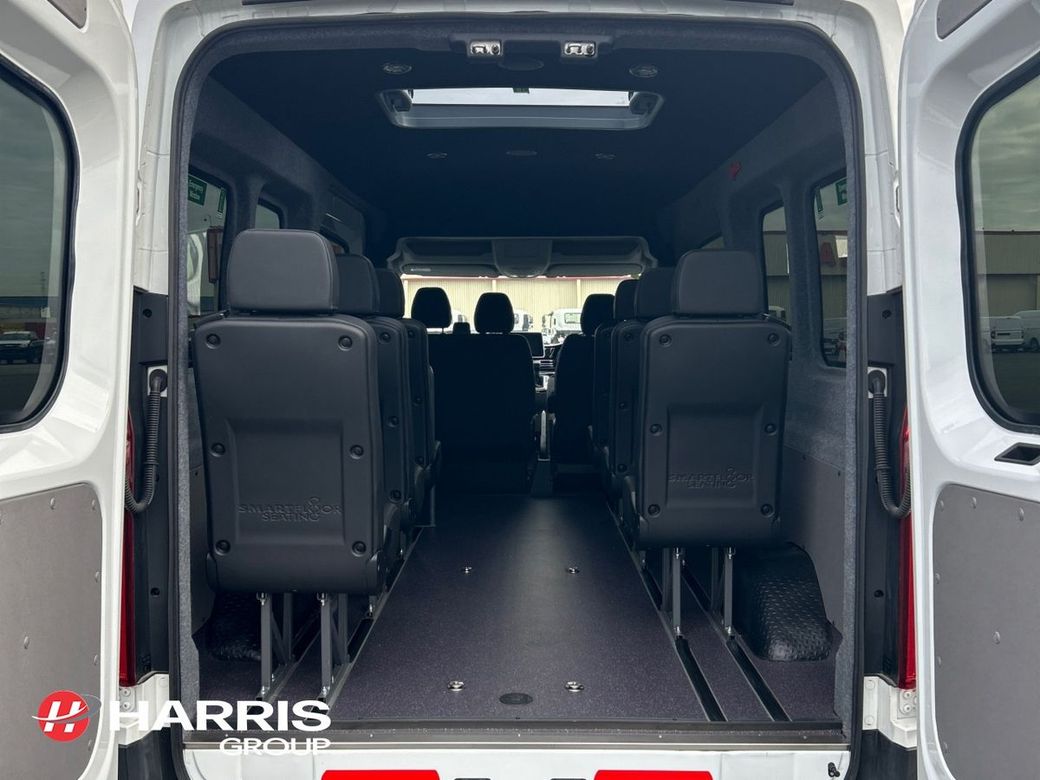 2025 White Maxus eDELIVER 9