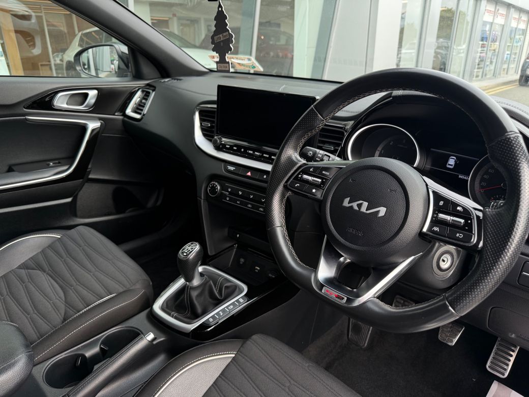 2023 Kia Ceed