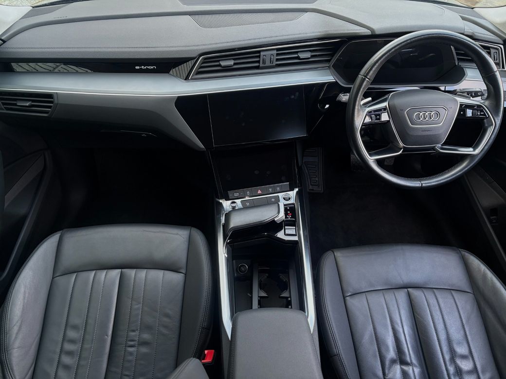 2022 Audi e-tron