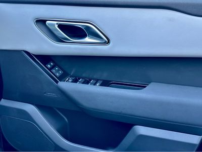 2025 Land Rover Range Rover Velar