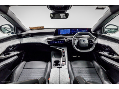 2025 Peugeot 5008