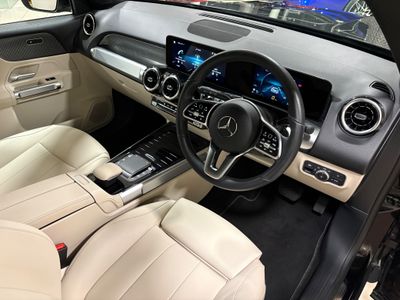 2023 Mercedes-Benz GLB Class