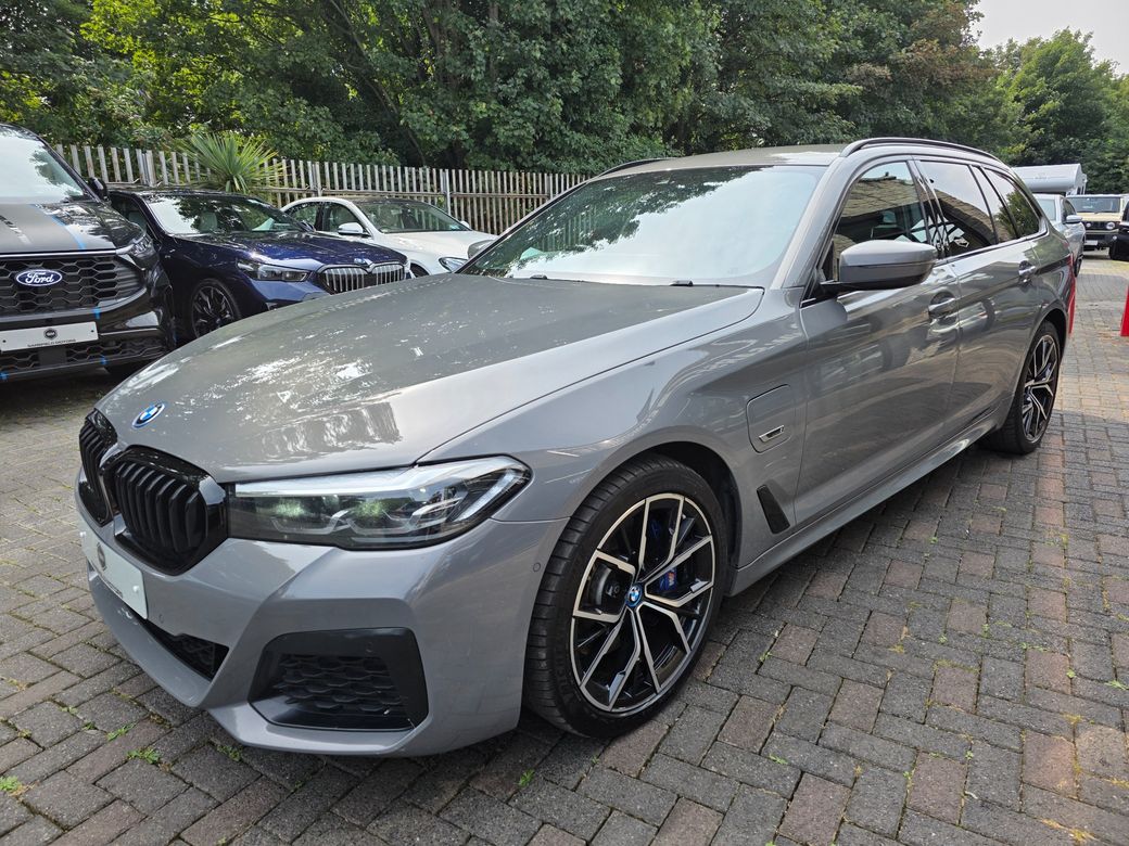 2021 BMW 5 Series