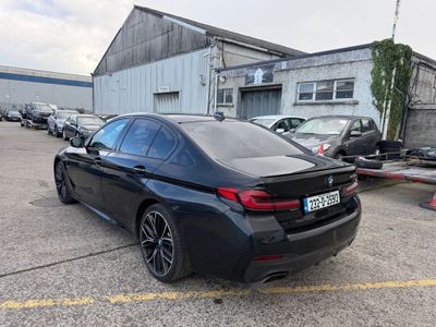 2023 BMW 530