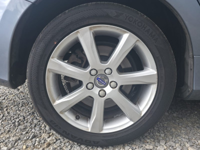 2018 Volvo V60