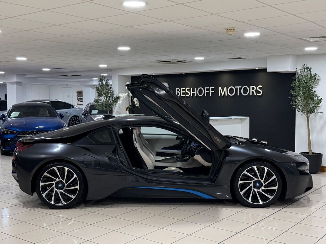 2014 BMW i8