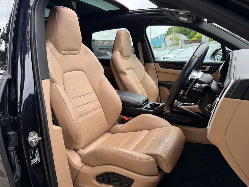 2022 Porsche Cayenne