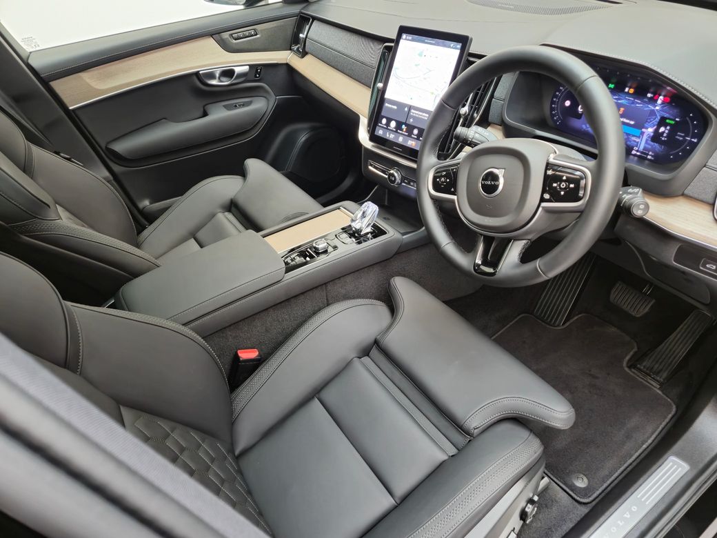2025 Volvo XC90