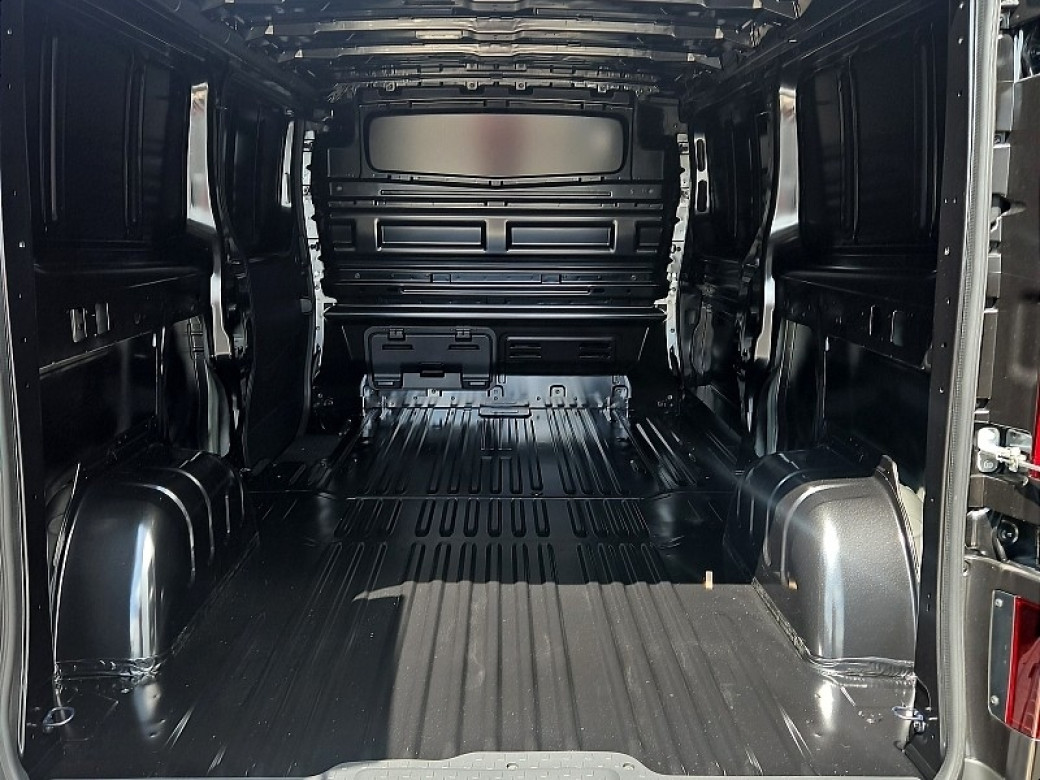 2025 Renault Trafic