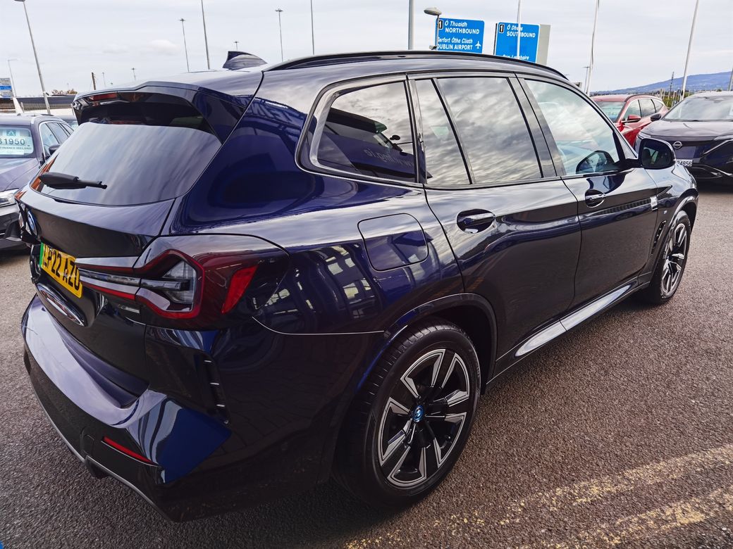 2022 BMW iX3