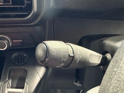 2023 Peugeot Partner