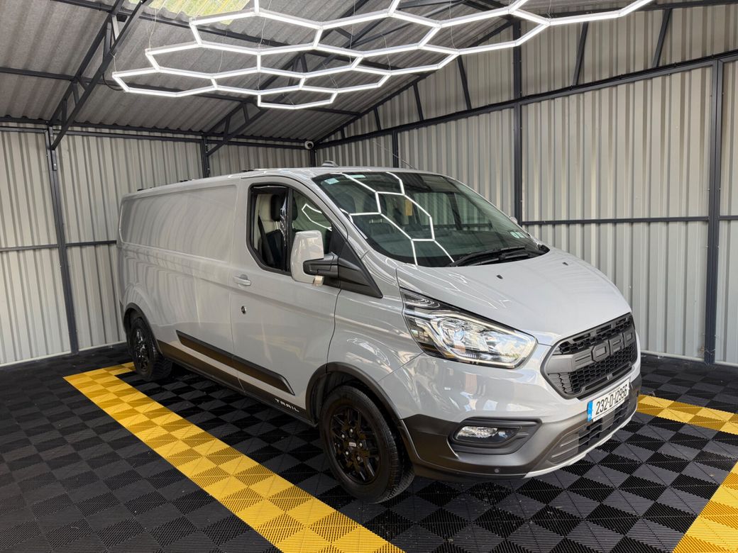 2023 Ford Transit Custom