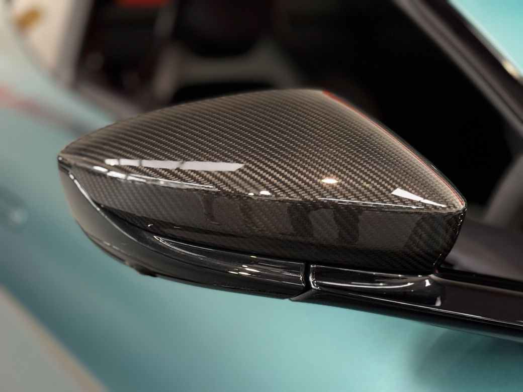 2024 Aston Martin Vantage
