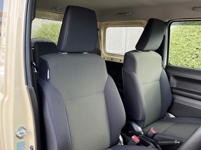 2025 Suzuki Jimny