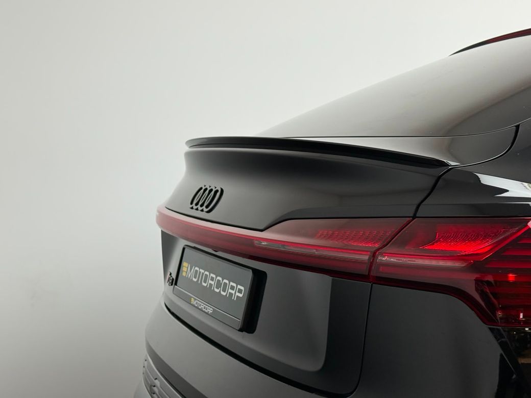 2023 Audi Q8