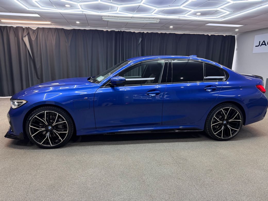 2020 BMW 330