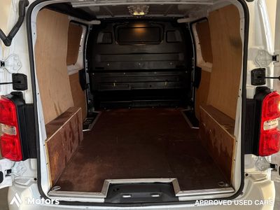 2021 Vauxhall Vivaro