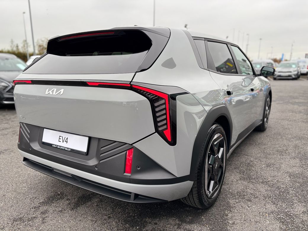 2026 Kia EV4