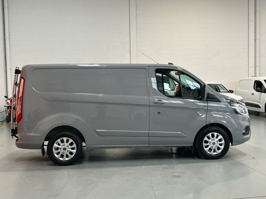2023 Ford Transit Custom