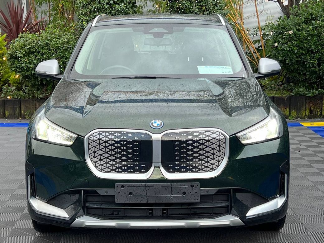 2024 BMW iX1