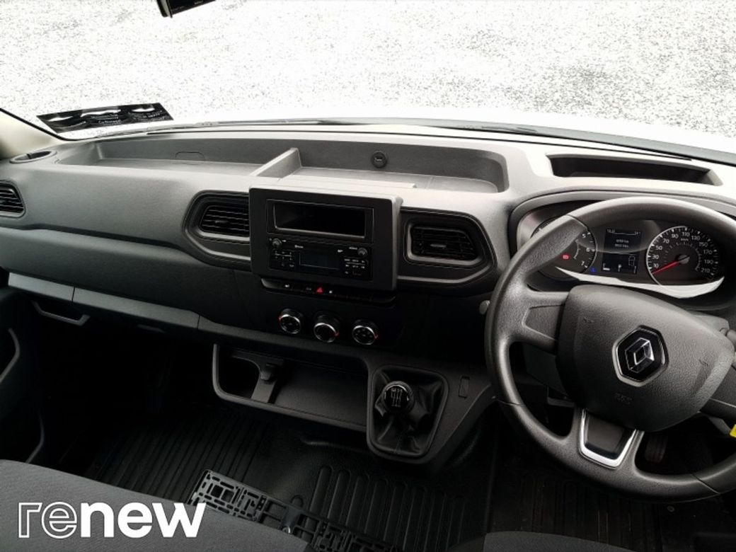 2024 Renault Master